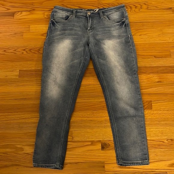 Seven7 Denim - Seven7 Jeans